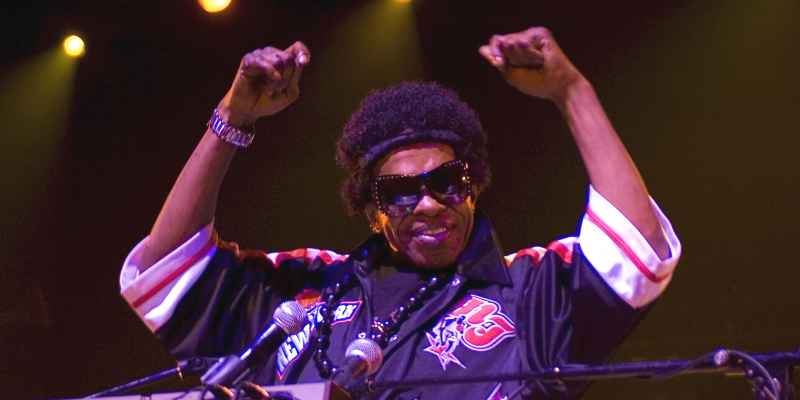 What Is Sly Stone Doing Now In 2022 Net Worth Age, Ethnicity, Wife, Height, Career & More!!