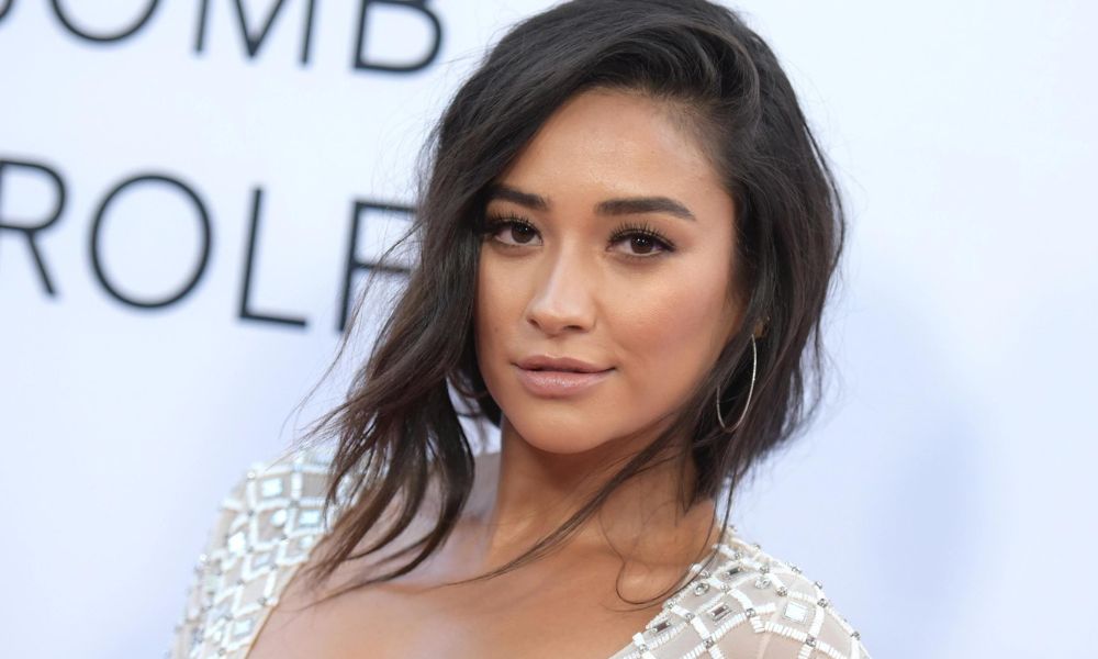 Shay Mitchell Seemingly Comes Out as Bisexual in New TikTok