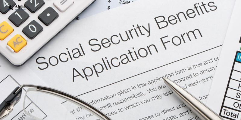 7 Reasons to Refuse Social Security Benefits at Age 62