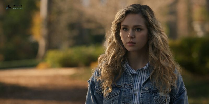 The Cw Will End Stargirl After Its Third Season 